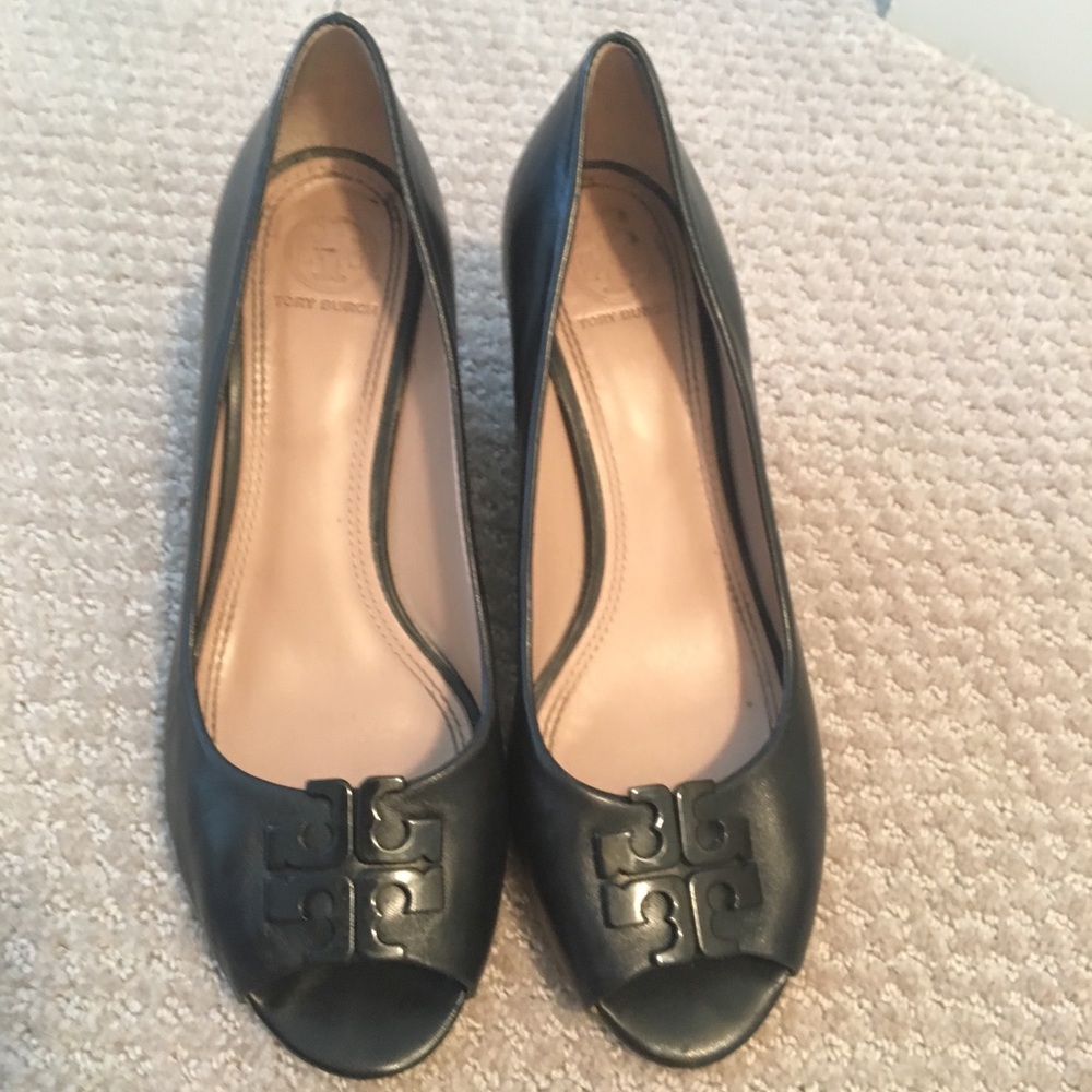 Tory Burch size 8 black peep toe wedges